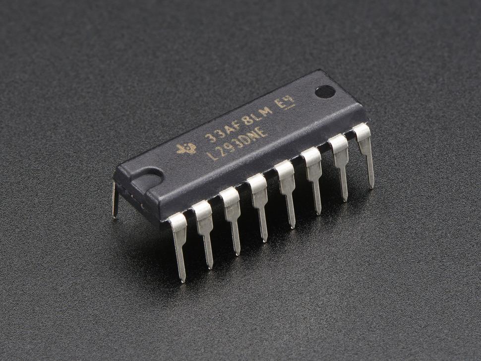 Adafruit Dubbele H-brug motor driver voor DC of stappenmotoren - 600mA - L293D