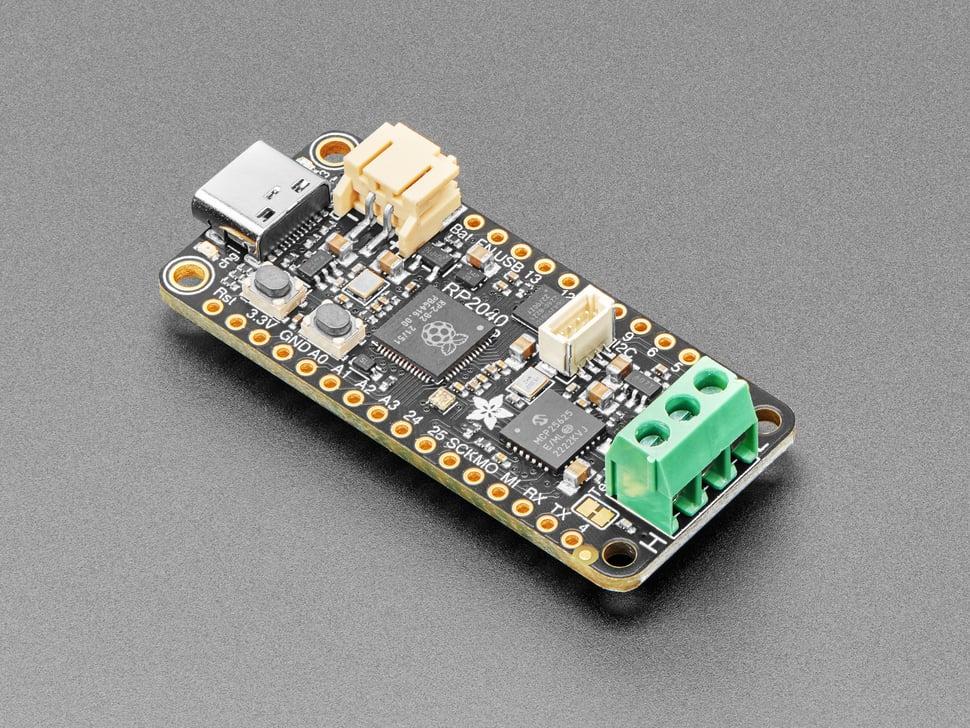 Adafruit RP2040 CAN Bus Feather con controlador CAN MCP2515