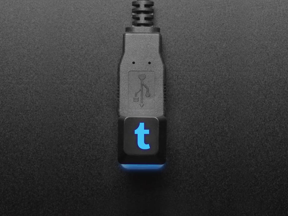 Adafruit Tumblr geëtste R4-toetskap voor MX-compatibele schakelaars