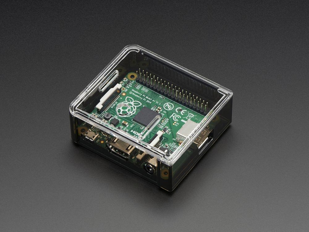 Adafruit Raspberry Pi A+ -kotelo - Smoke Base kirkkaalla Topilla ...