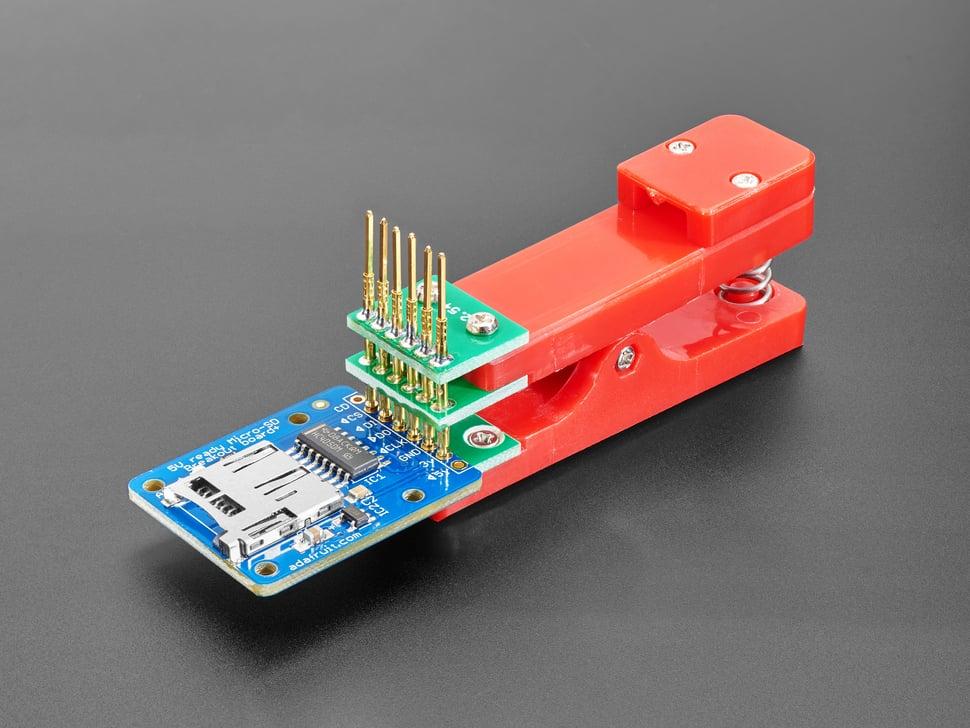 Adafruit Pogo Pin Probe Clip - 6 pinnen met 2,54 mm / 0,1" spoed